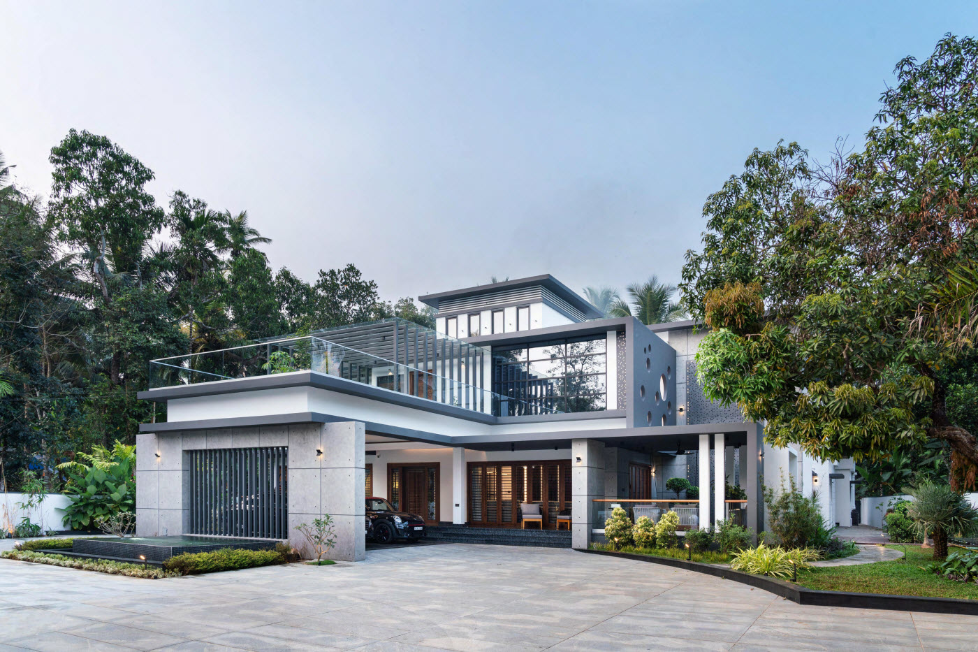 ZAMAN VILLA, Dotand